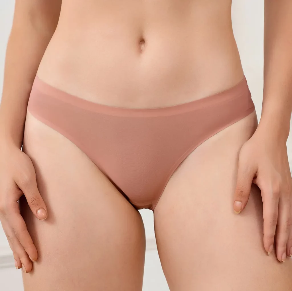 seamless period thong